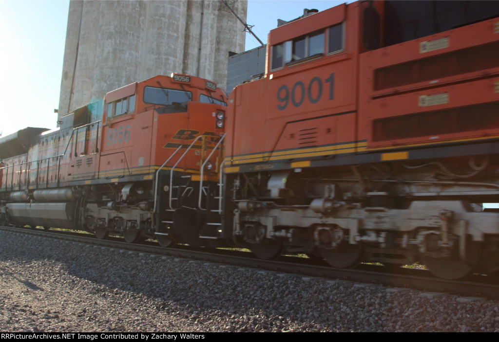 BNSF 9001 9056